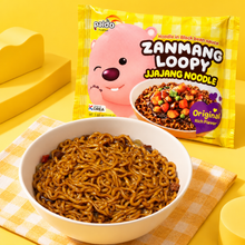Nouilles instantanées coréennes Paldo Zanmang Loopy Jjajang Original 110 g, avec nouilles en sauce aux haricots noirs, légumes et morceaux de légumes pour un goût riche et savoureux.